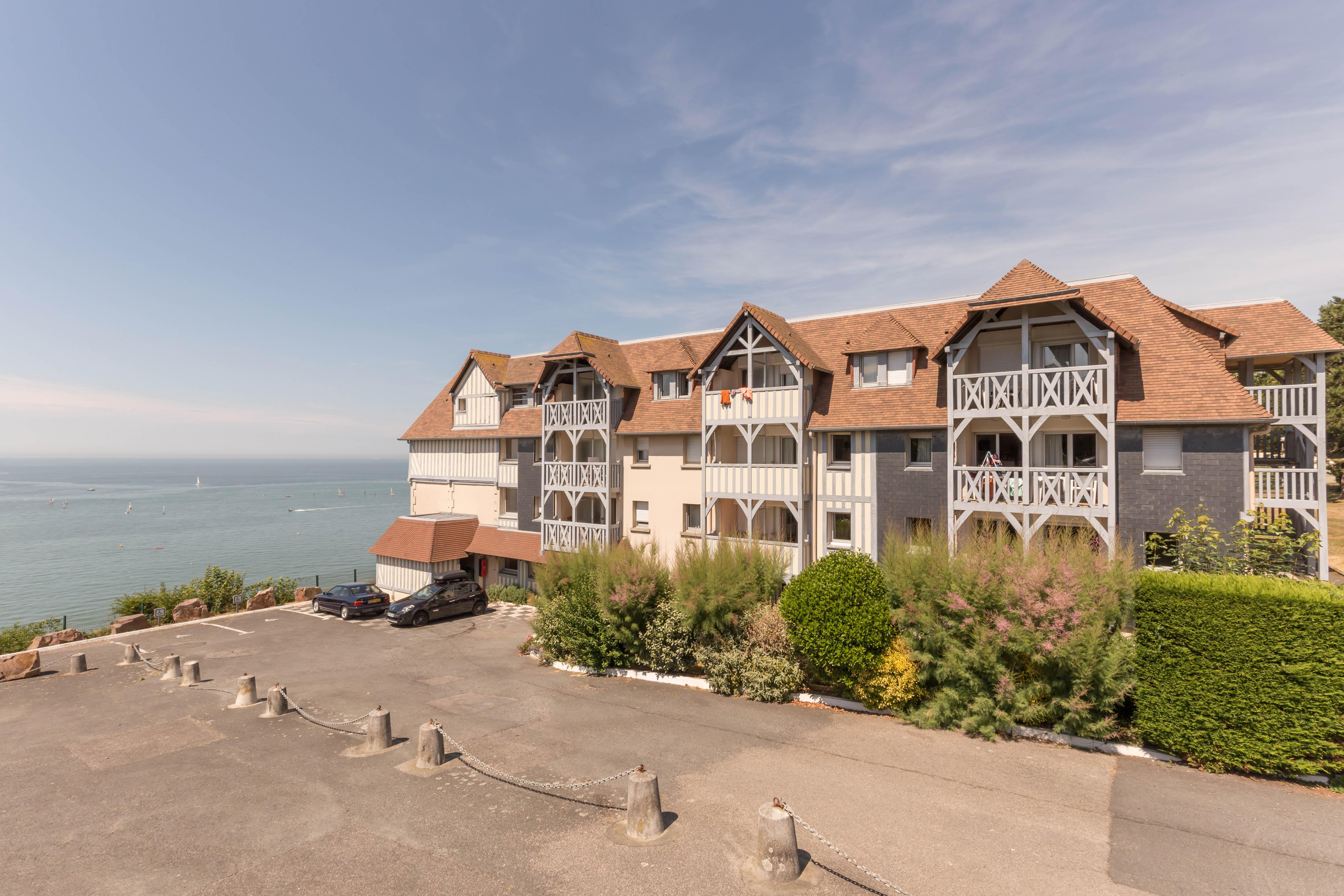 Residence Pierre & Vacances Les Tamaris Trouville-sur-Mer Exterior photo