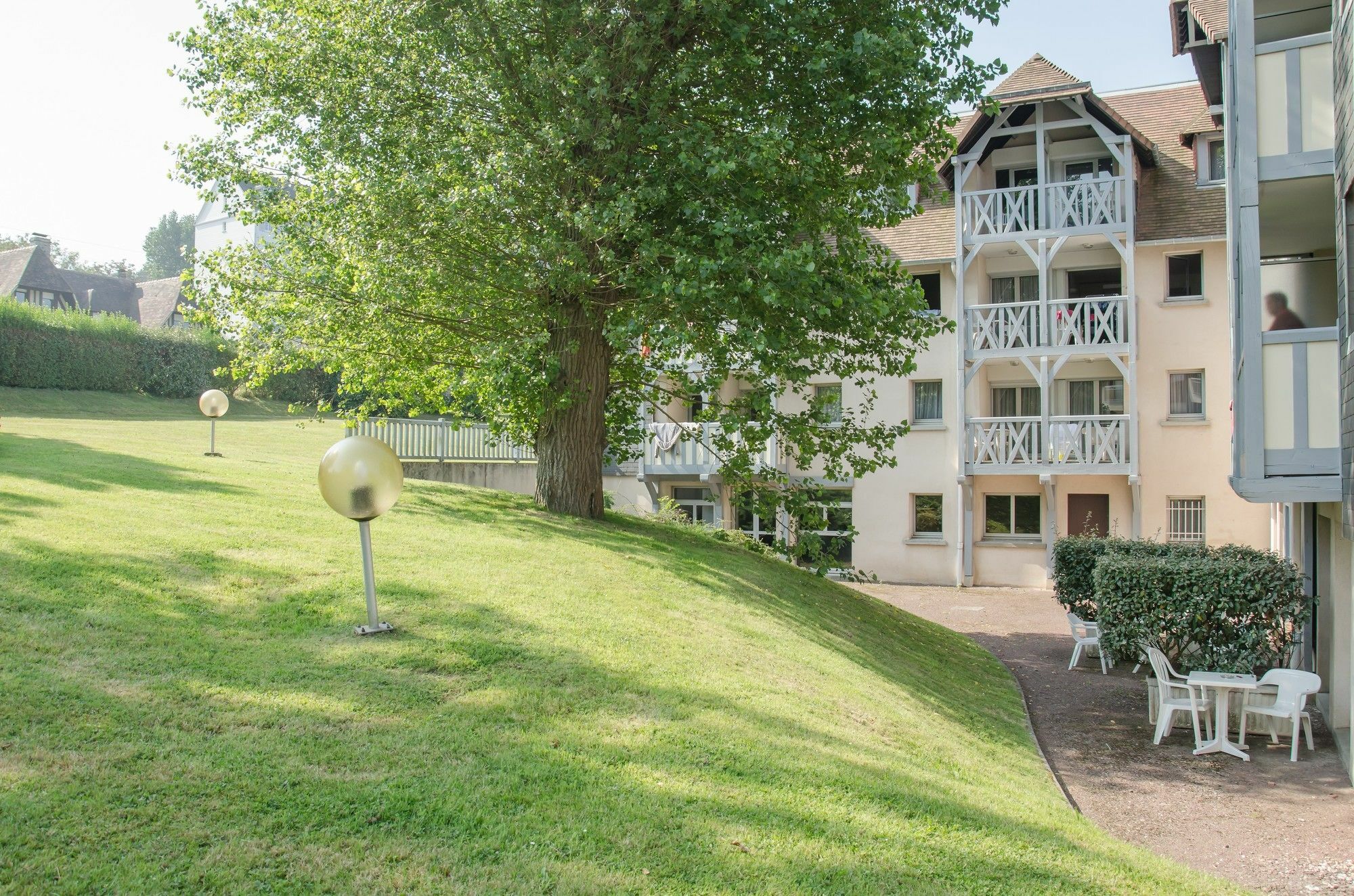 Residence Pierre & Vacances Les Tamaris Trouville-sur-Mer Exterior photo